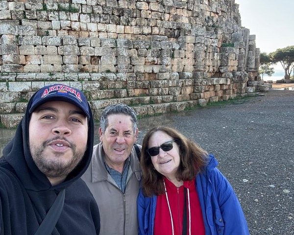 family of vsiting tipaza